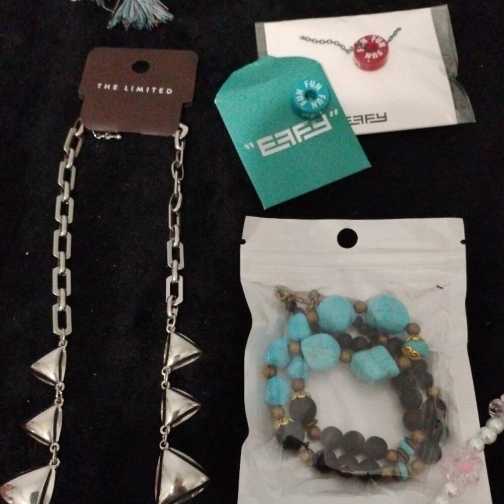 Jewelry Bundle - Picture 4 of 14